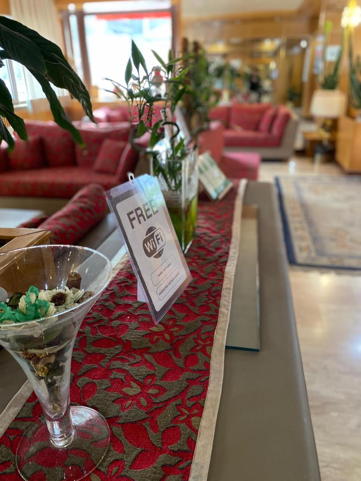 Hotel Sila Камилятело Силано Екстериор снимка
